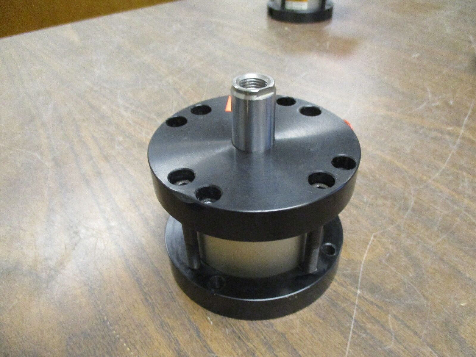Parker Pneumatic Cylinder 02.50 NLPE 9 1.000 250PSI Used