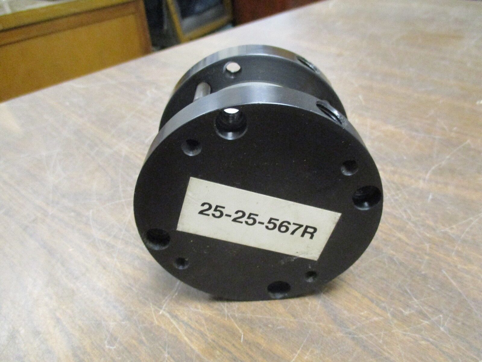 Parker Pneumatic Cylinder 02.50 NLPBE 9 1.000 250PSI Used
