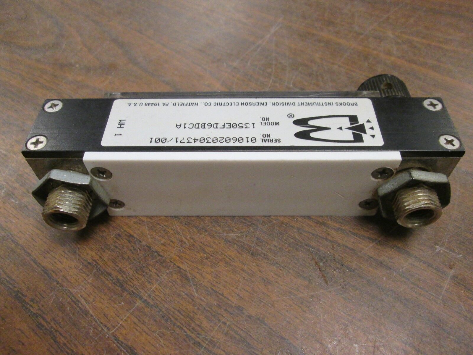 Brooks Instrument Flow Meter 1350EFD6BDC1A 200 PSIG Used