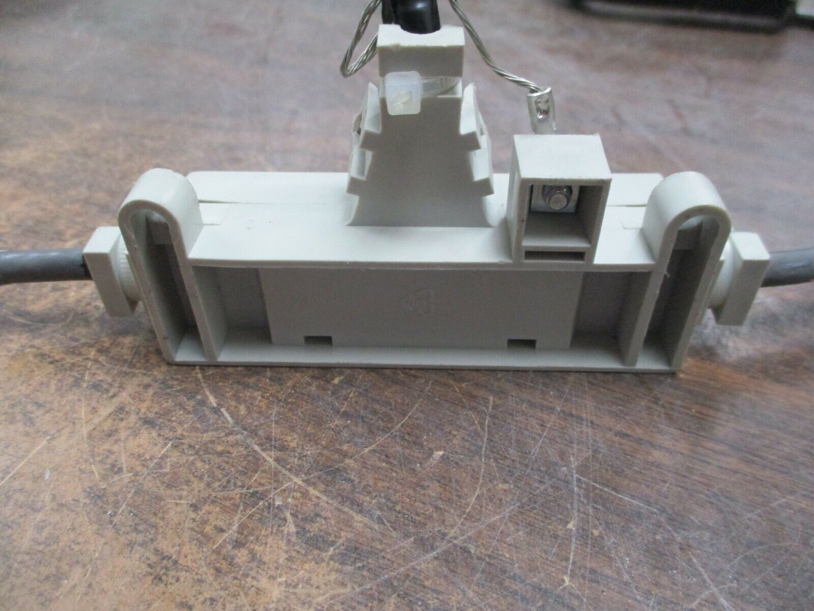 Modicon Modbus Plus Tap 990 NAD 230 00 Used