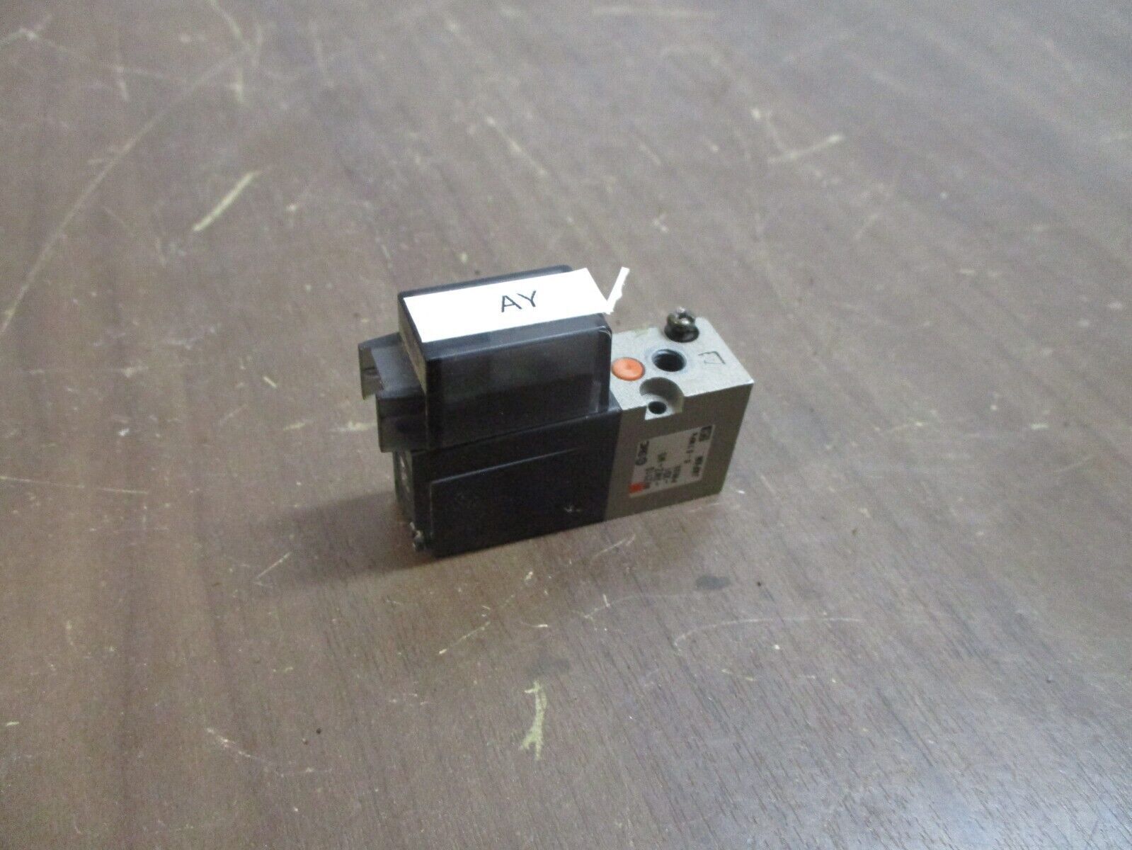 SMC Solenoid Valve NVZ110-3MZ-MS-X51 0-0.7 mpa Used