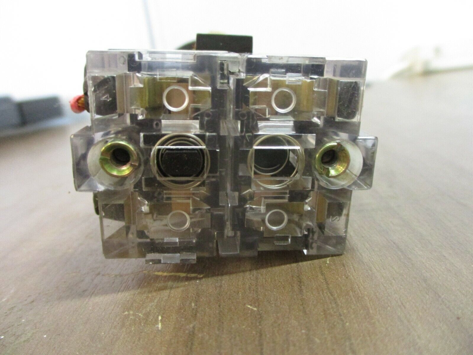 Westinghouse Illuminated Selector Switch PB1T1P Model B 120V 60Hz Red Used