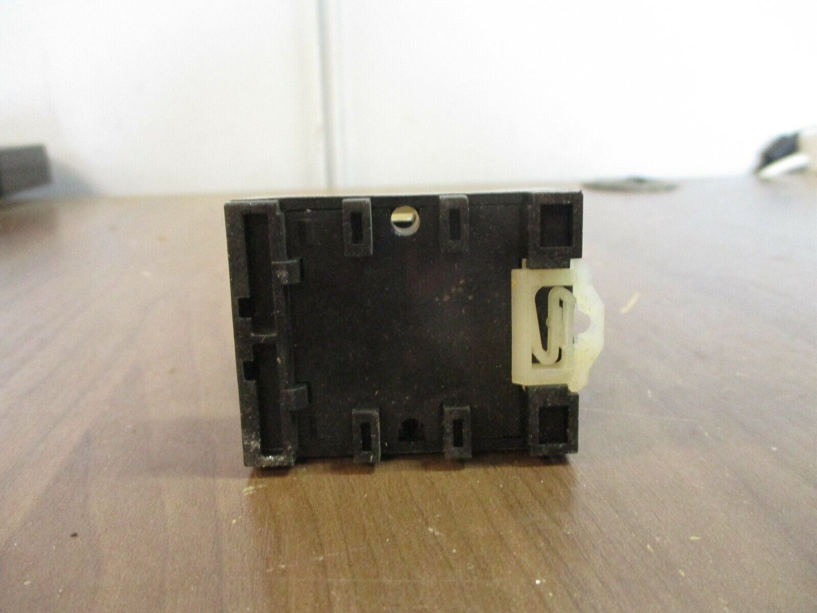 Deltrol Controls Relay 105A 10A DPDT 120V Coil w/ Base *Lot of 3* Used