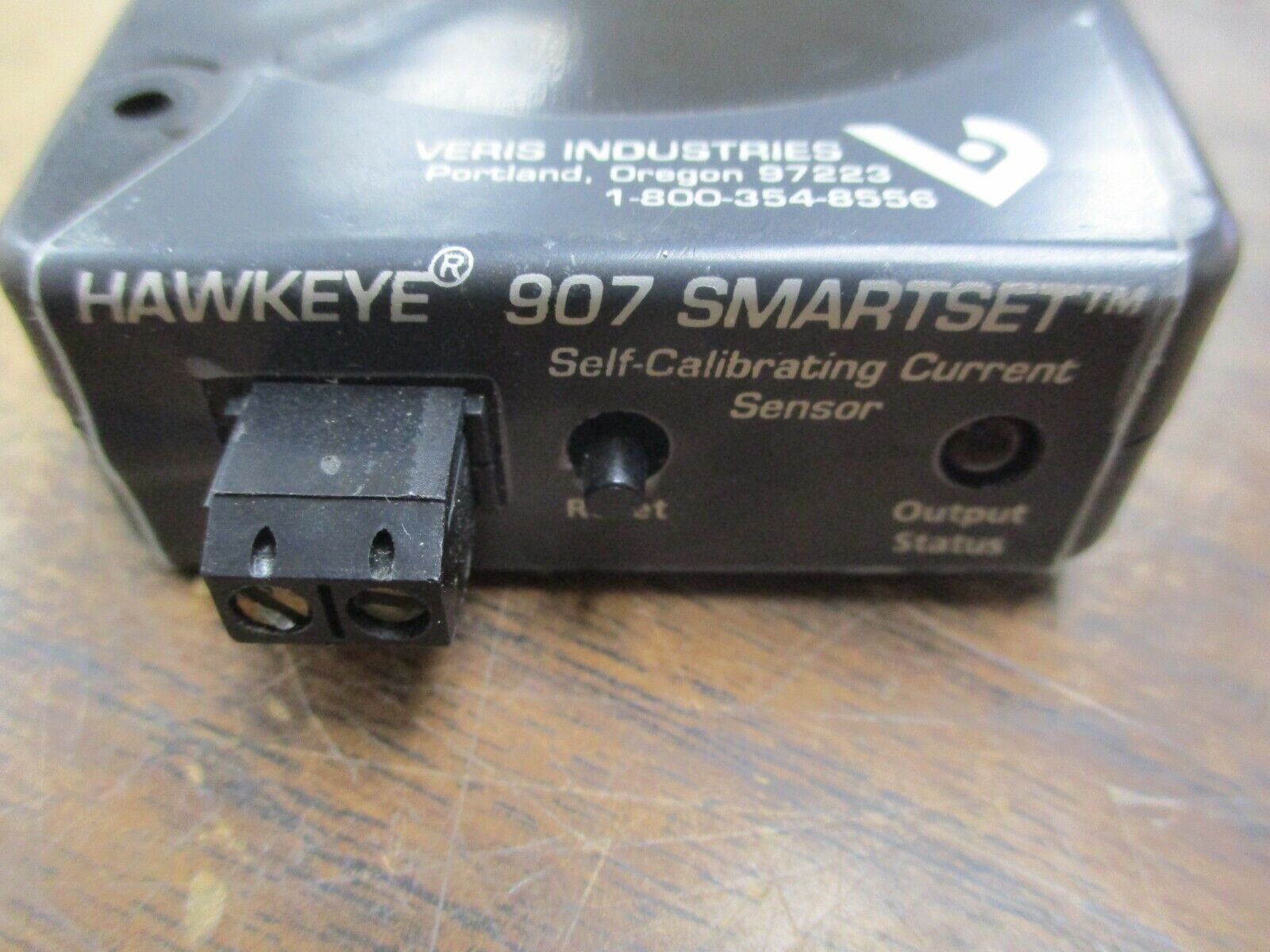 Veris Hawkeye 907 SmartSet Self-Calibrating Current Sensor 907 4-200A Sensed