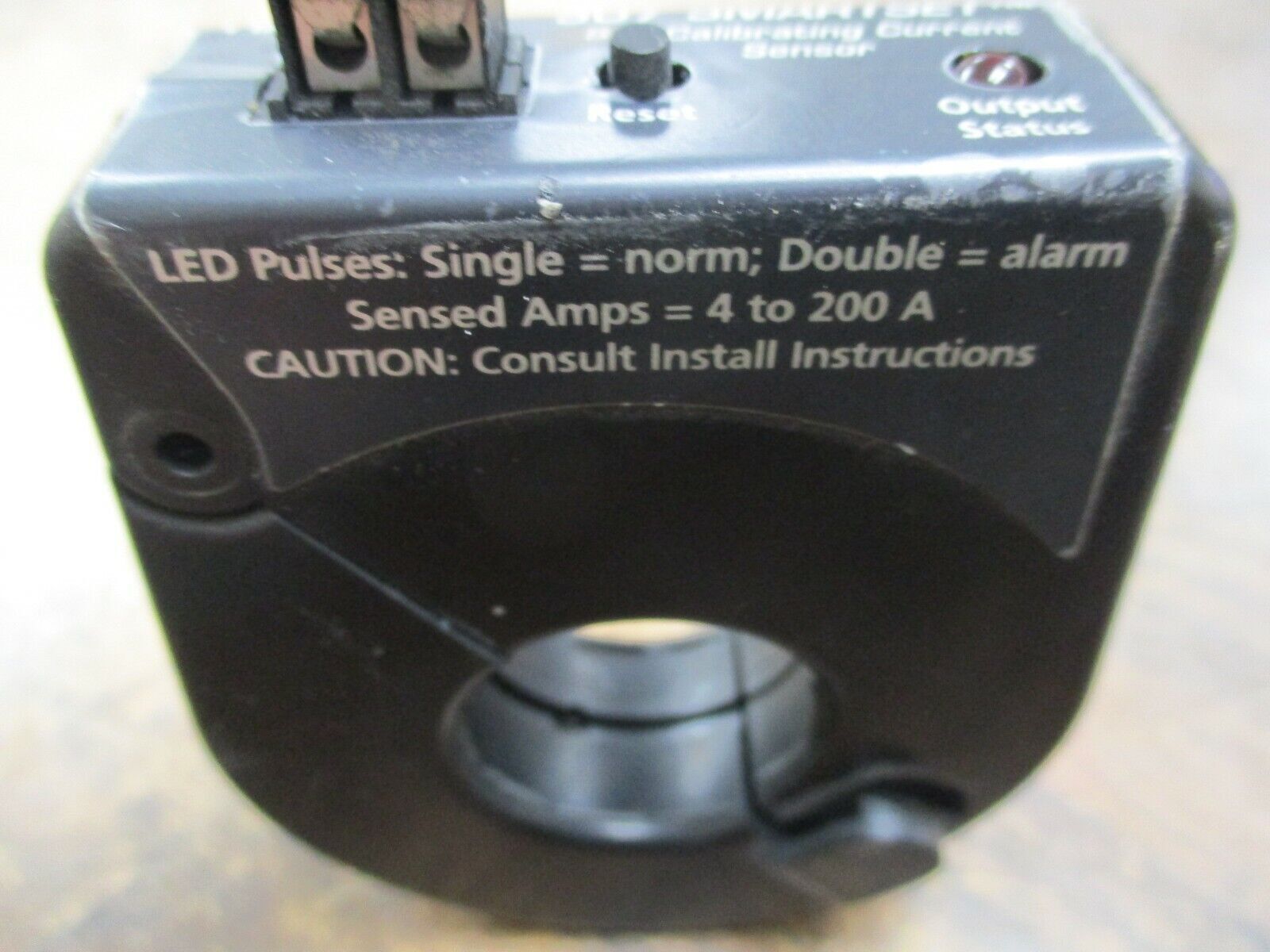 Veris Hawkeye 907 SmartSet Self-Calibrating Current Sensor 907 4-200A Sensed
