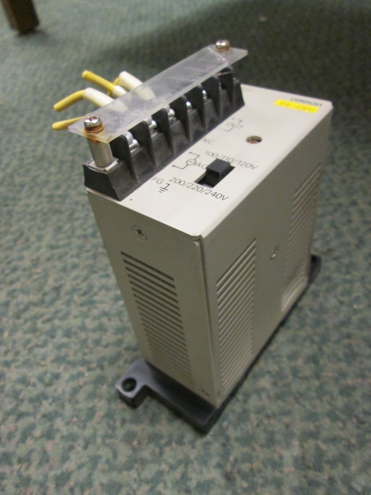 Omron Power Supply 3G2A3-PS221 Source: 100/200VAC Output: 1.5A 24VDC Used
