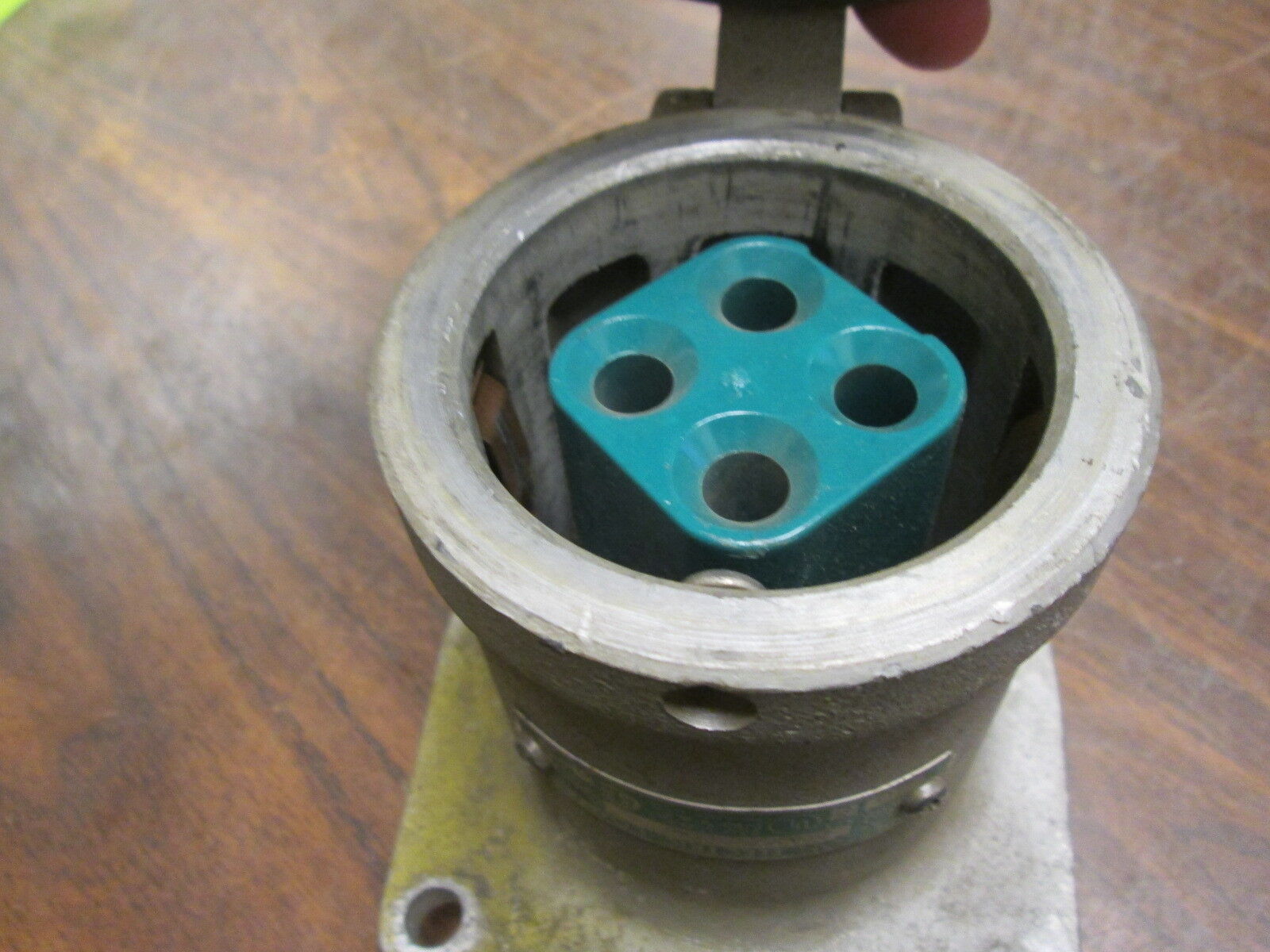 Appleton Receptacle ADR6044 60A 600V 4W 4P Used