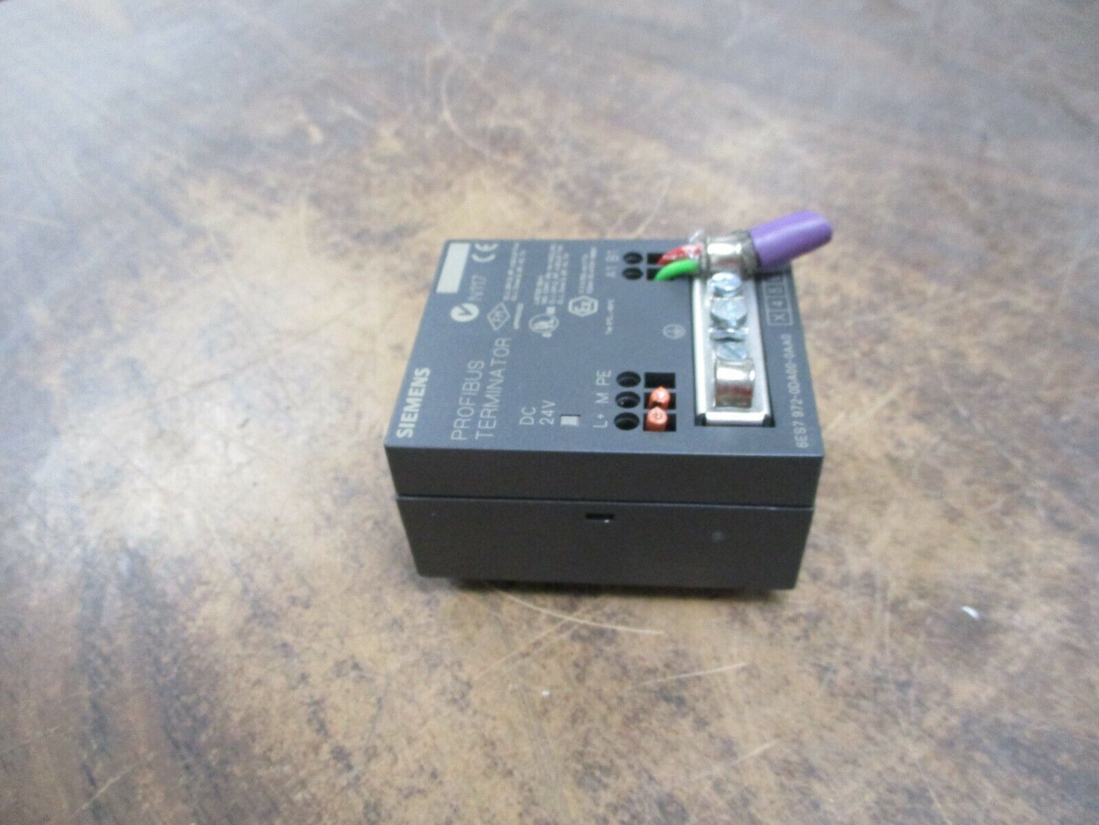 Siemens Profibus Terminator 6ES7 972-0DA00-0AA0 24VDC Used