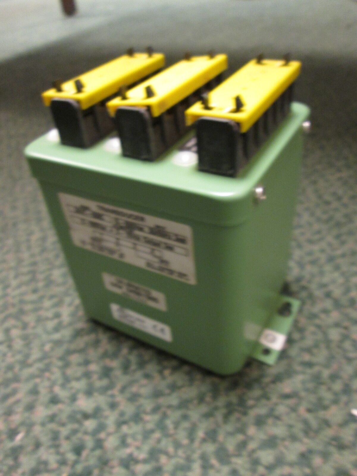 Ohio Semitronics Transducer 3AVT-600C Input 0-600VAC 5/60Hz 3ea Used