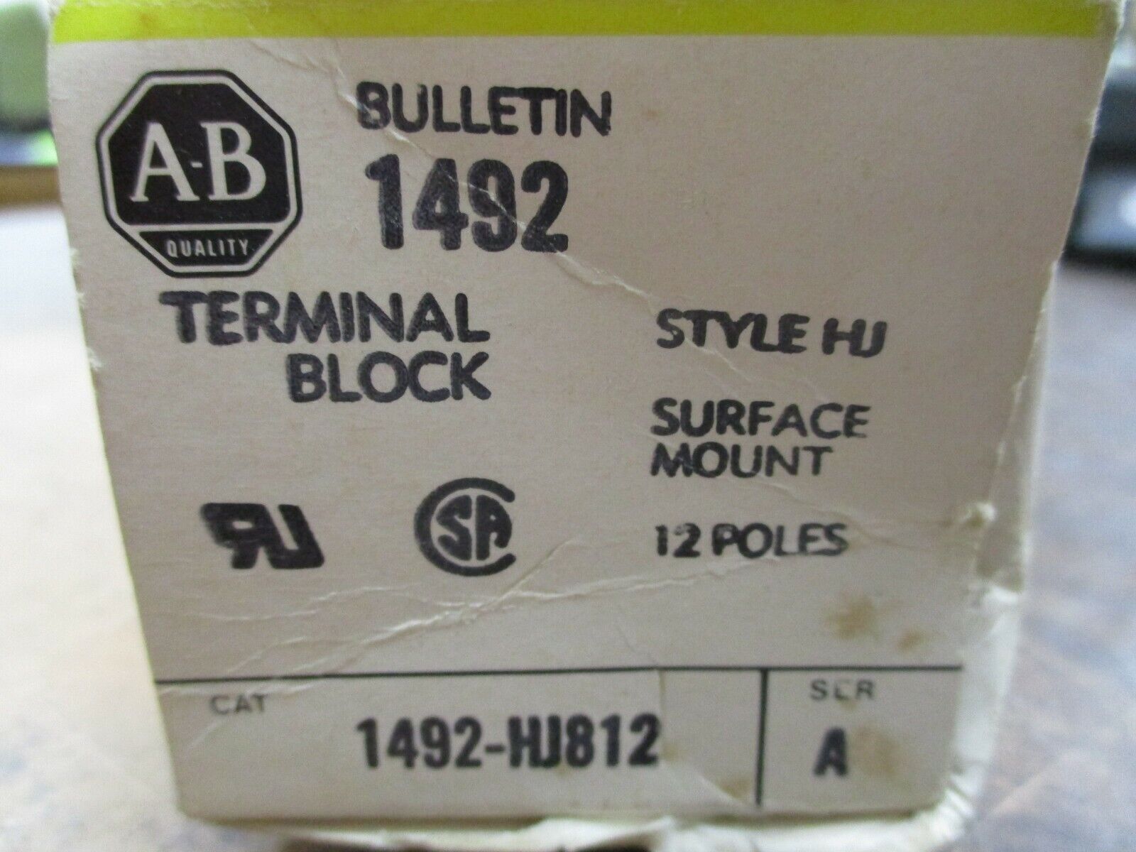 Allen-Bradley Terminal Block 1492-HJ812 Ser. A Style HJ Surface Mount 12 Poles