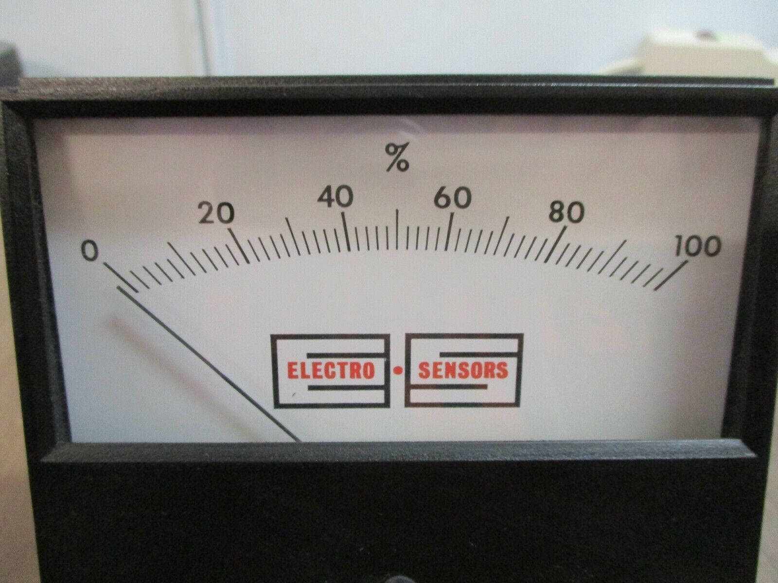 Electro Sensors Meter 913743-C Used