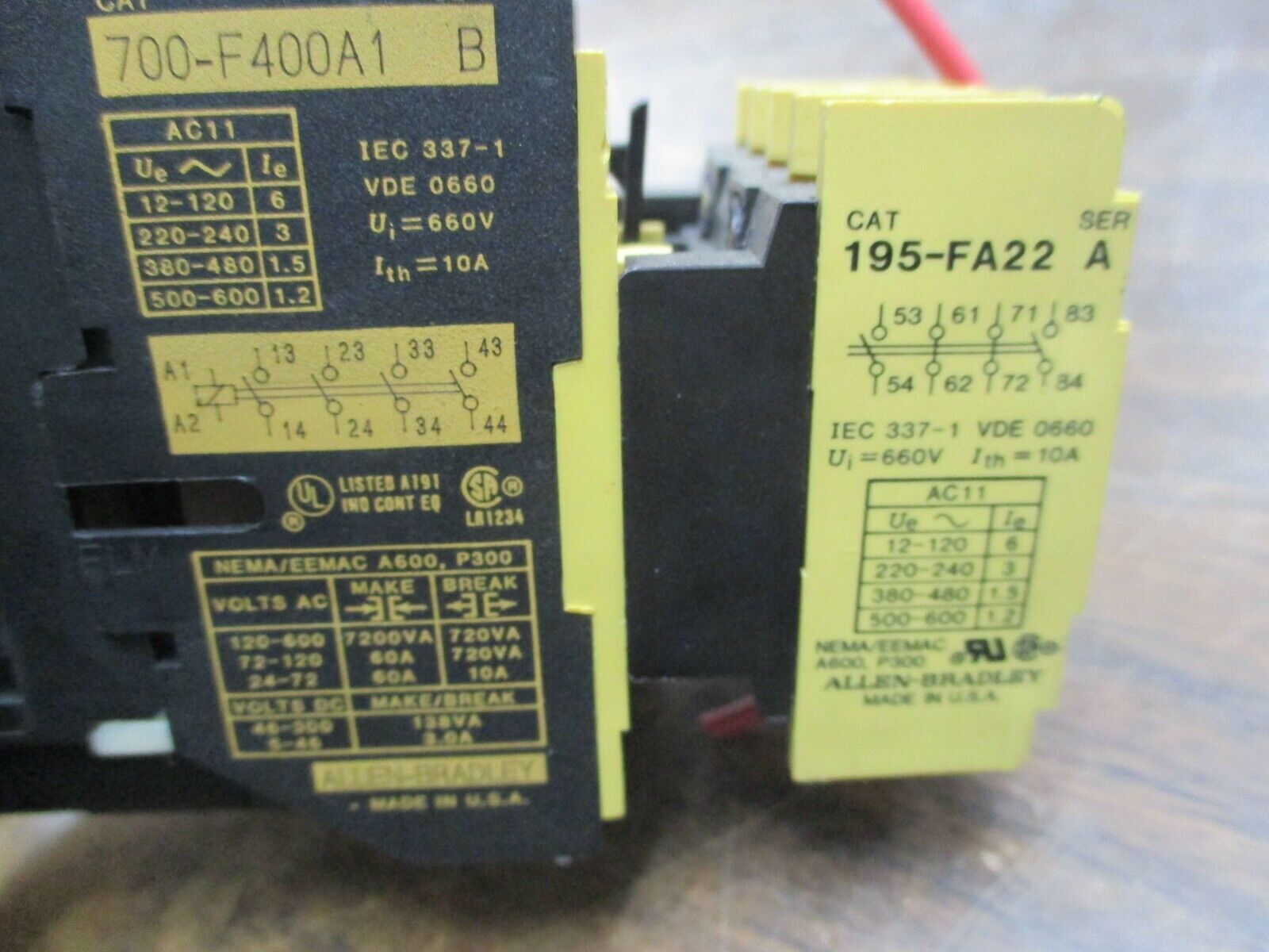 Allen-Bradley Contactor w/ Aux Contact Block 700-F400A1 Ser. B 120V Coil Used