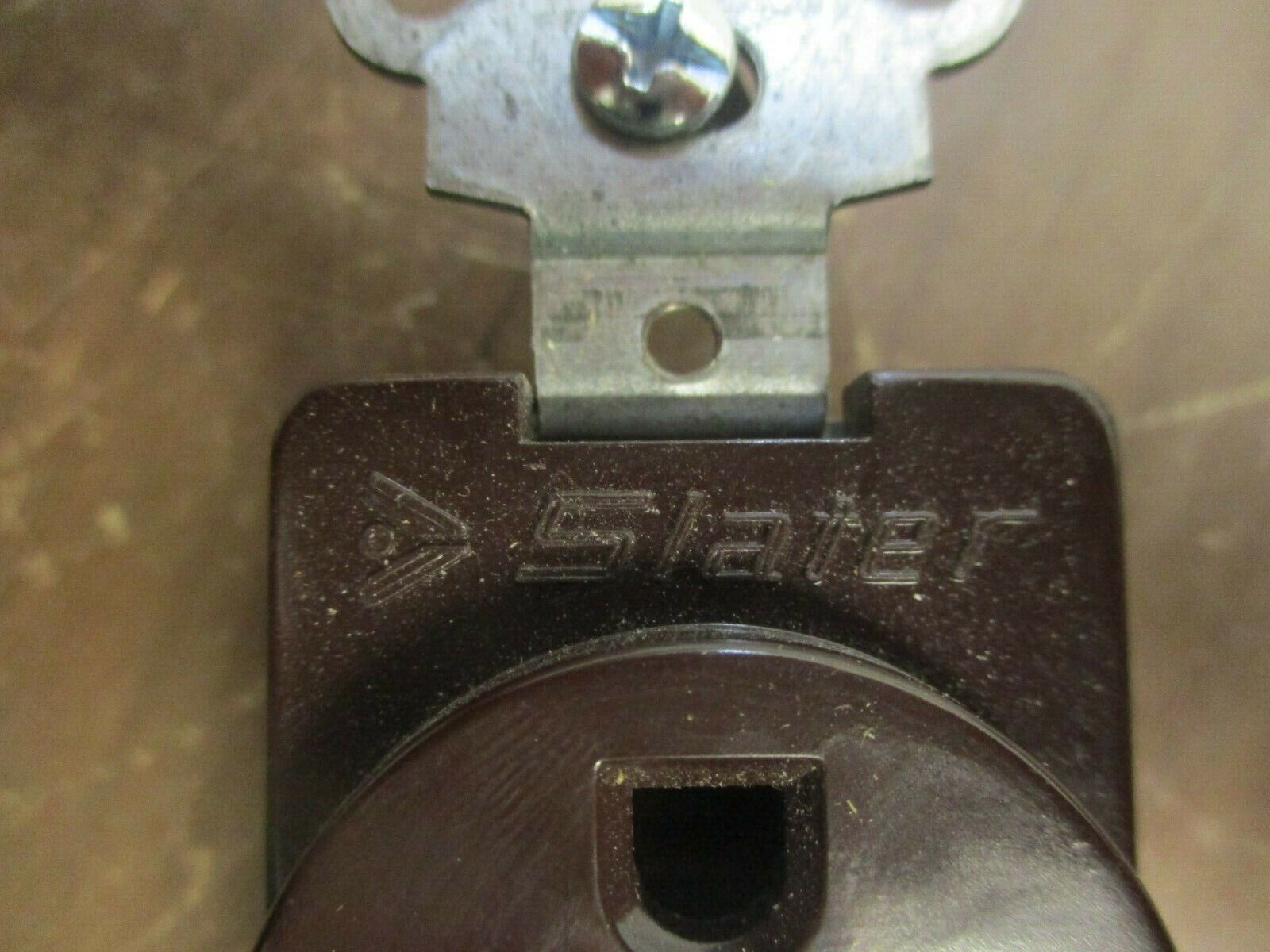 Pass & Seymour Legrand Flush Receptacle 3820 20A 125/250V 3P 4W New Surplus