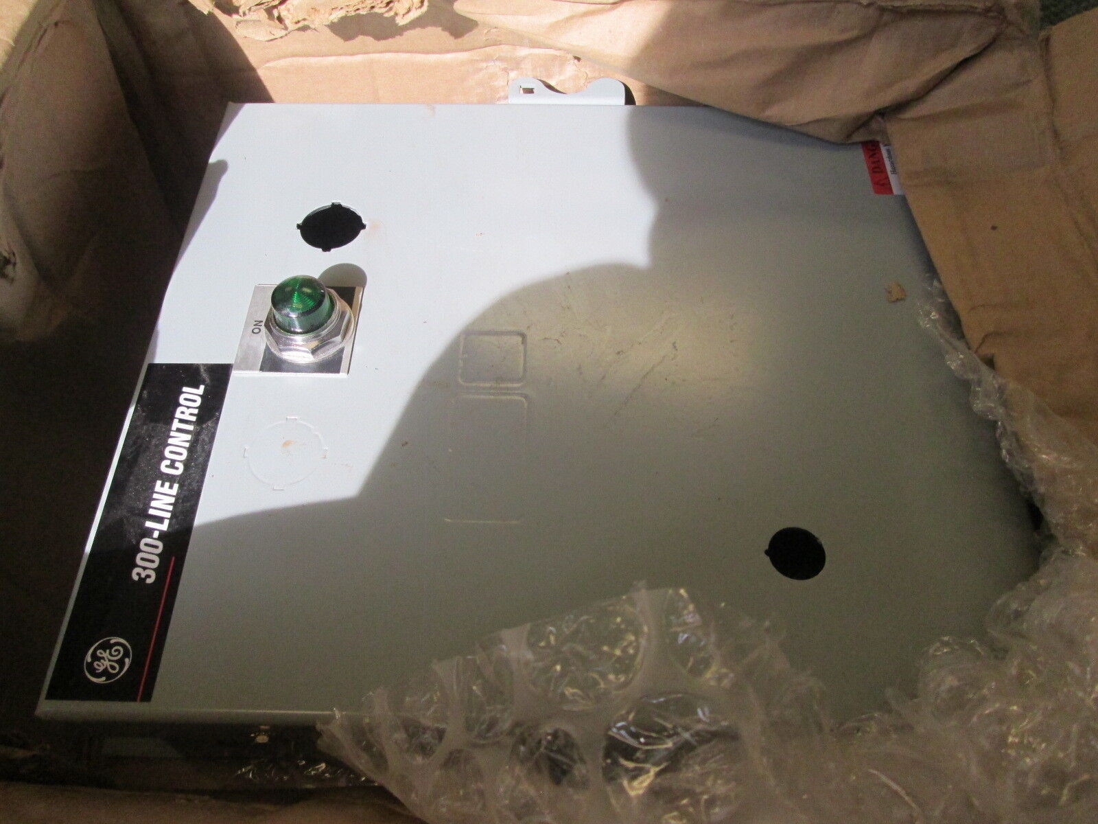 GE Enclosed Starter CR306B18200ADTLS Size 0 w/Control Transformer 3P New Surplus