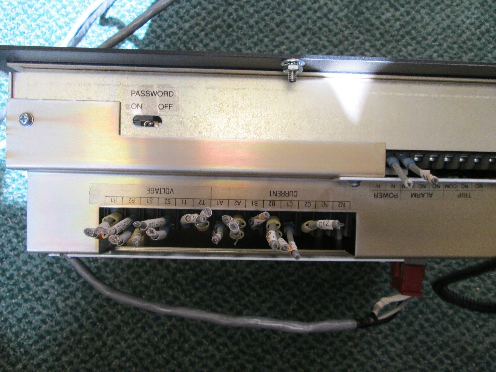 GE Power Leader Meter, TM1G01,115VAC, 125VDC, 230V, 1A, Used