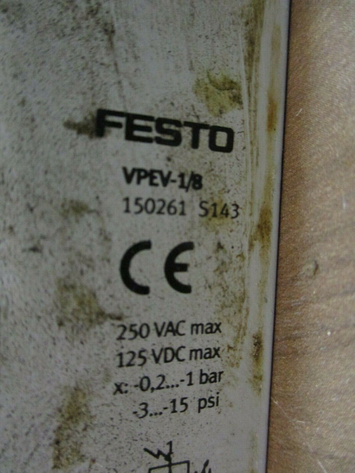 Festo Vacuum Switch VPEV-1/8 250VAC 125VDC -3 - -15PSI Used