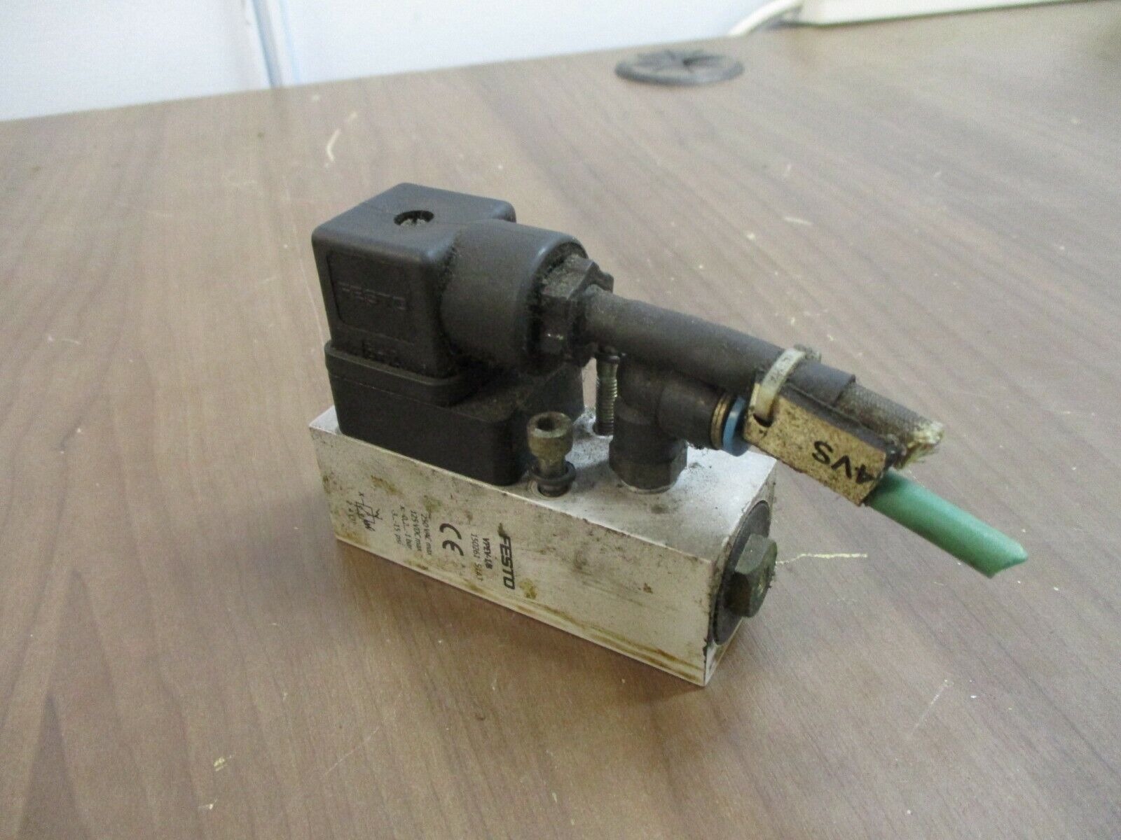 Festo Vacuum Switch VPEV-1/8 250VAC 125VDC -3 - -15PSI Used
