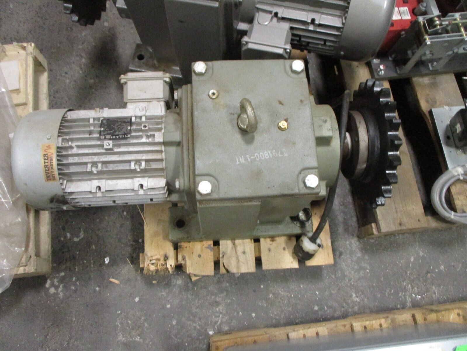 Nord Gearmotor 973.1-112MP/4 CUS TW 5.00HP 23783 lb-In Used
