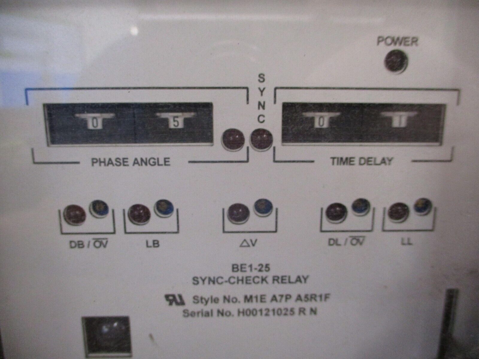 Basler Electric BE1-25 Sync-Check Relay M1E A7P A5R1F Used