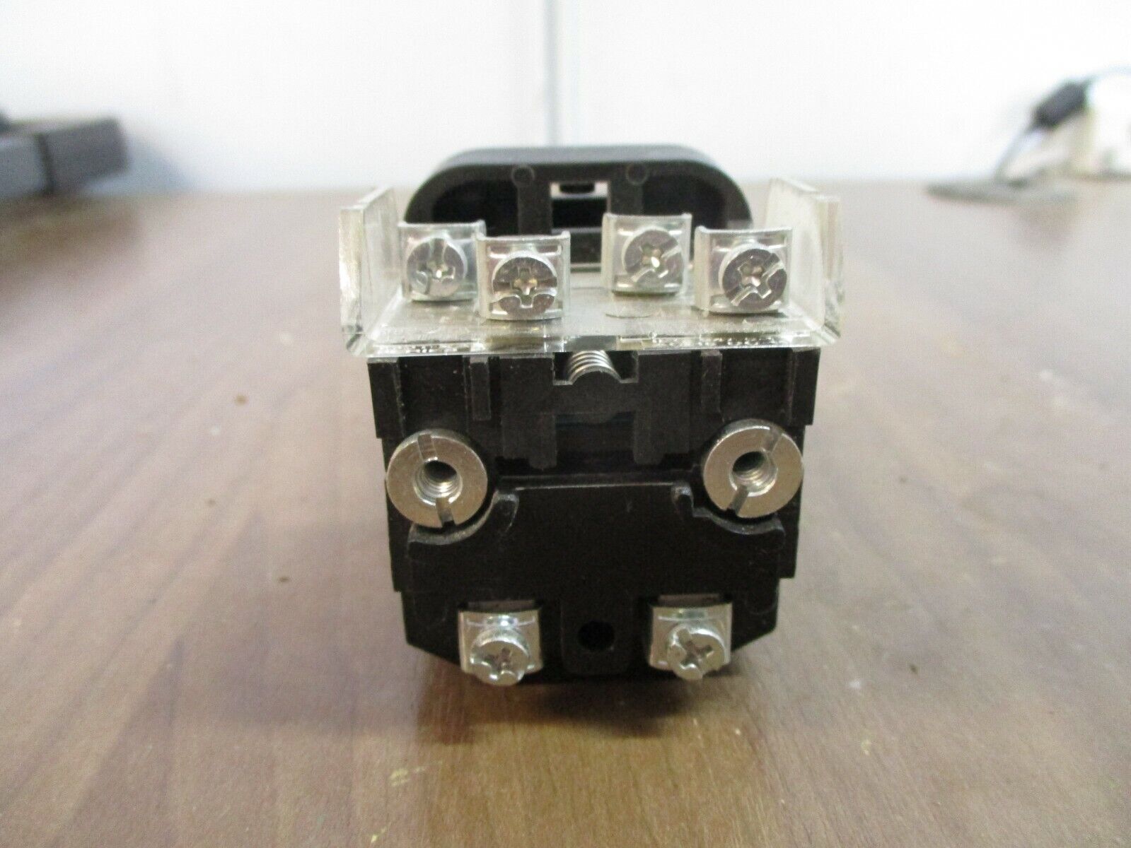Allen-Bradley Illuminated Push Button 800H-PRB16G Ser. F 120V Type 4, 4X, 13