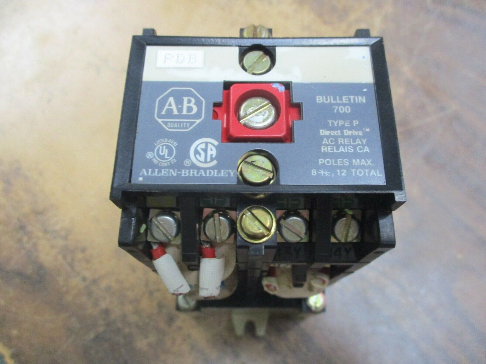 Allen-Bradley Relay w/ Aux Contact Block 700-P000A1 115-120V Coil Used