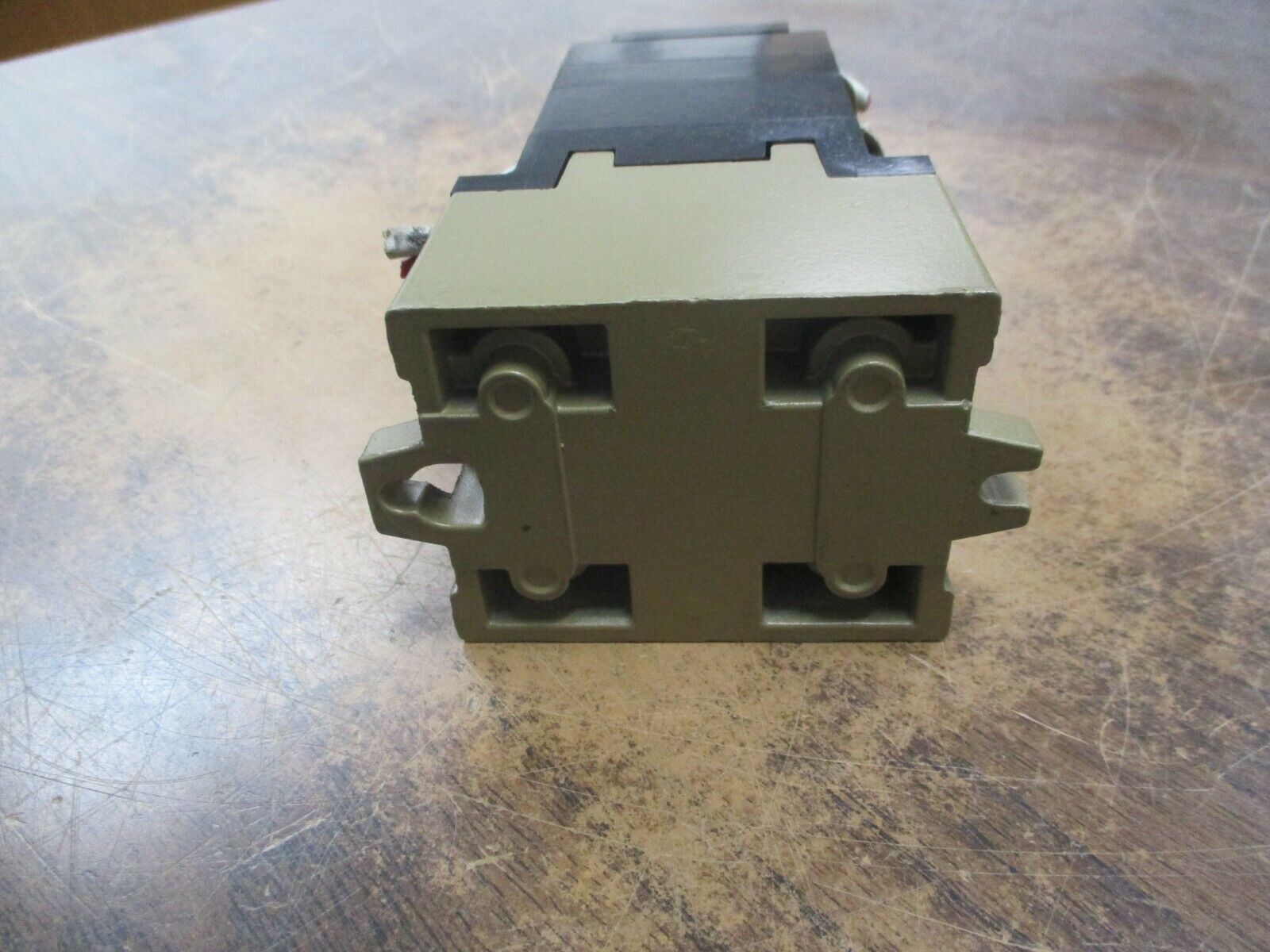 Allen-Bradley Relay w/ Aux Contact Block 700-P000A1 115-120V Coil Used