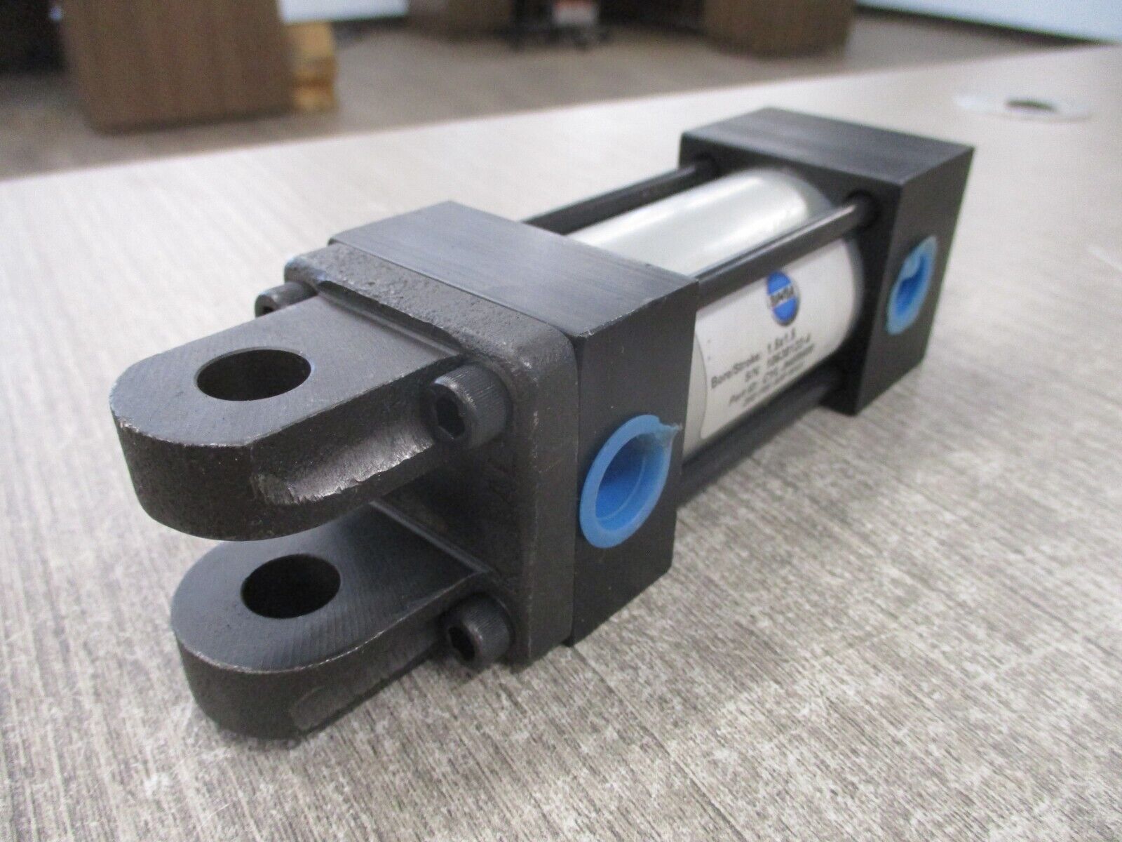 Bimba Pneumatic Air Cylinder CYL-9459508 250 PSI Bore/Stroke : 1.5x1.5 Used