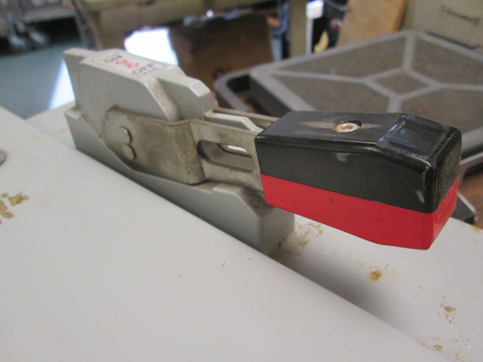 Cutler-Hammer Non-Fusible Size 1 Combination ECN1801BQA 120V Coil 3Ph 3P Used