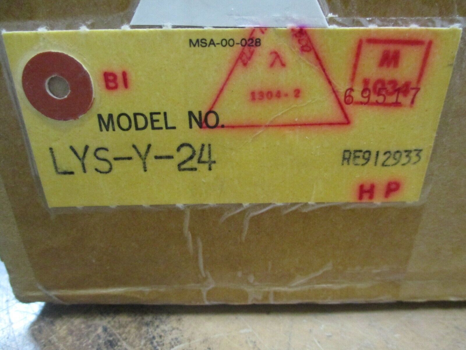 Lambda Regulated Power Supply LYS-Y-24 120W New Surplus
