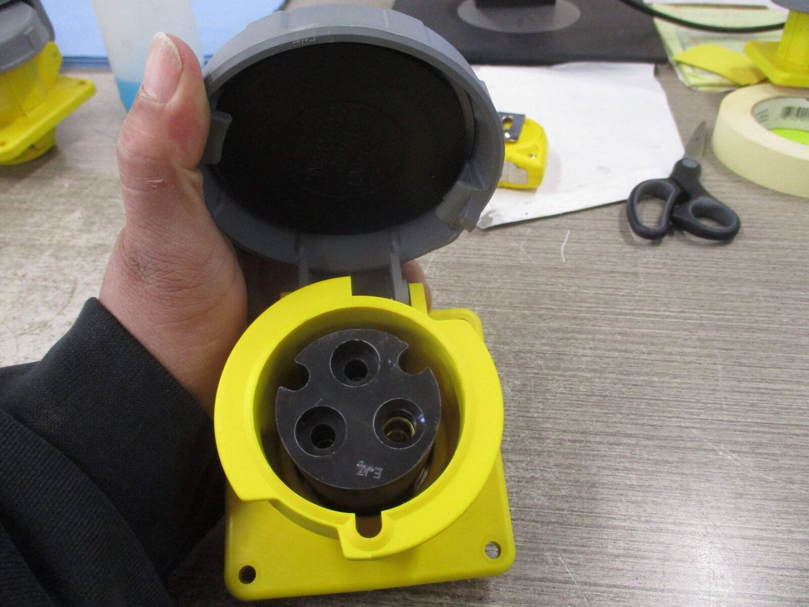 Hubbell Receptacle 330R4W 30A 125V Used