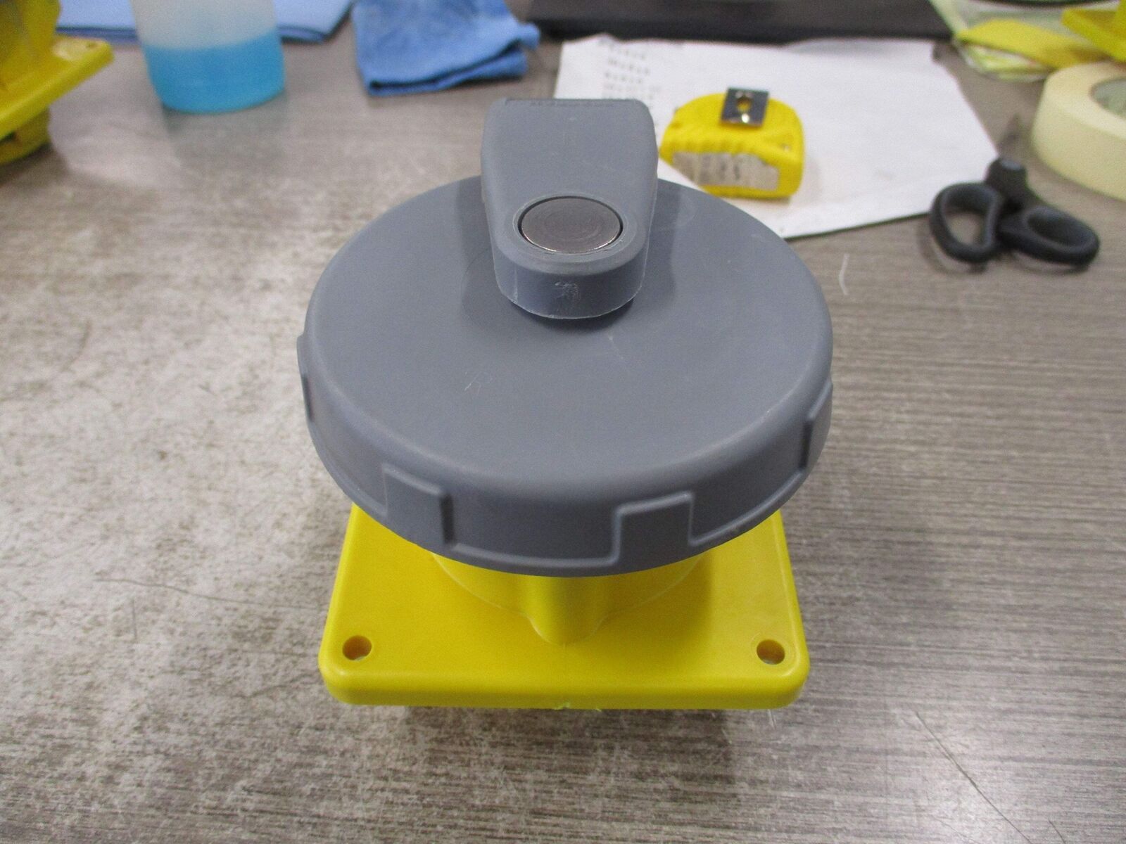 Hubbell Receptacle 330R4W 30A 125V Used