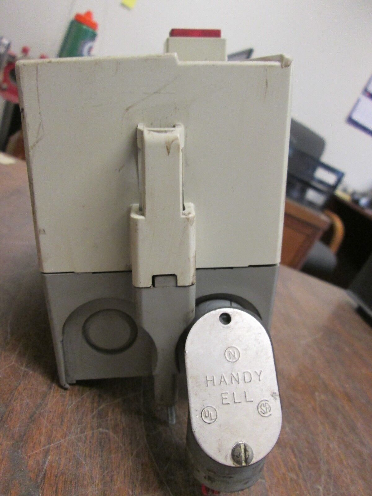 Allen-Bradley Enclosed Contactor 100-A12NB13 Solid State Overload 480V Coil Used