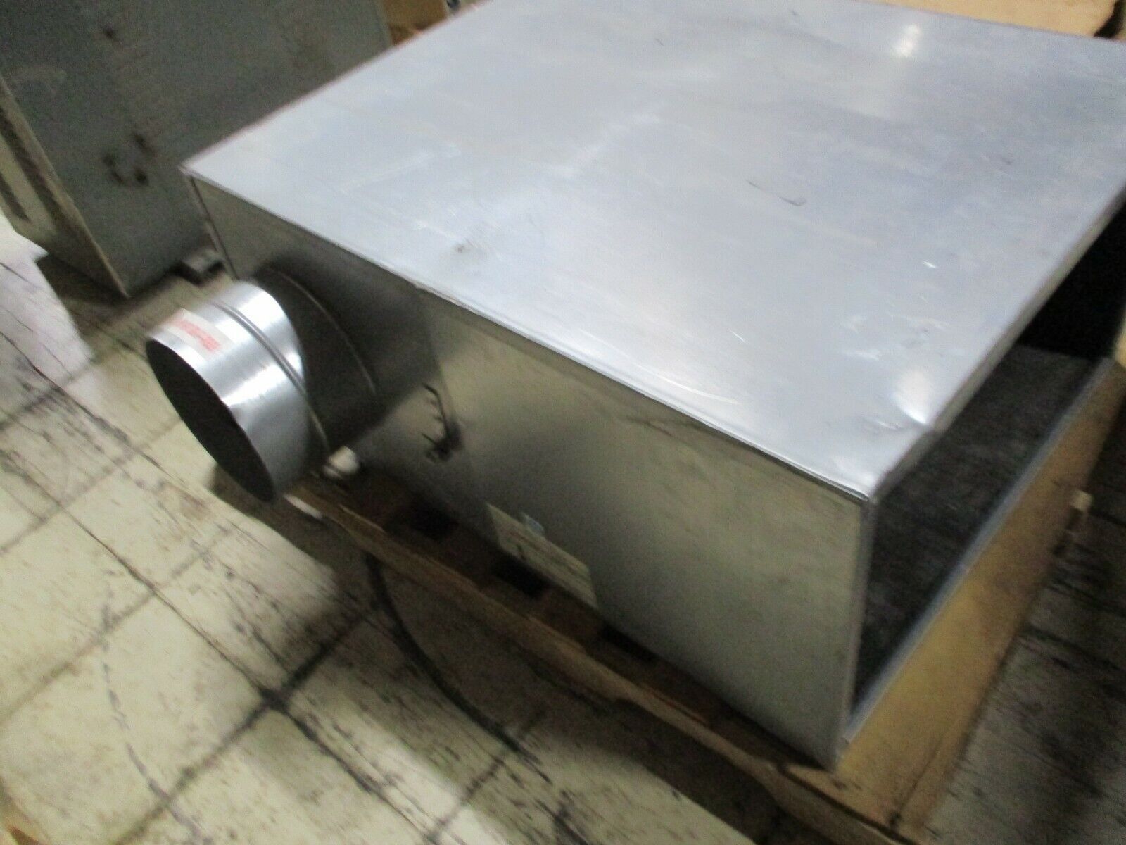 Enviro-Tec Direct Drive Blower 9608-00401 6KW 277V 1Ph 60Hz Steps: 3 Used