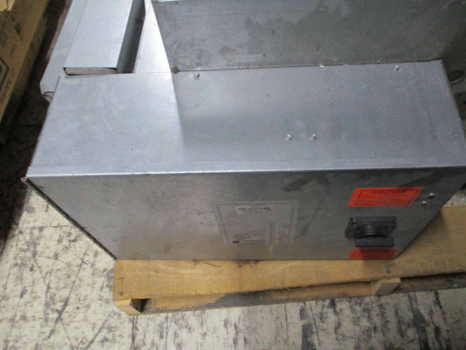 Enviro-Tec Direct Drive Blower 9608-00401 6KW 277V 1Ph 60Hz Steps: 3 Used