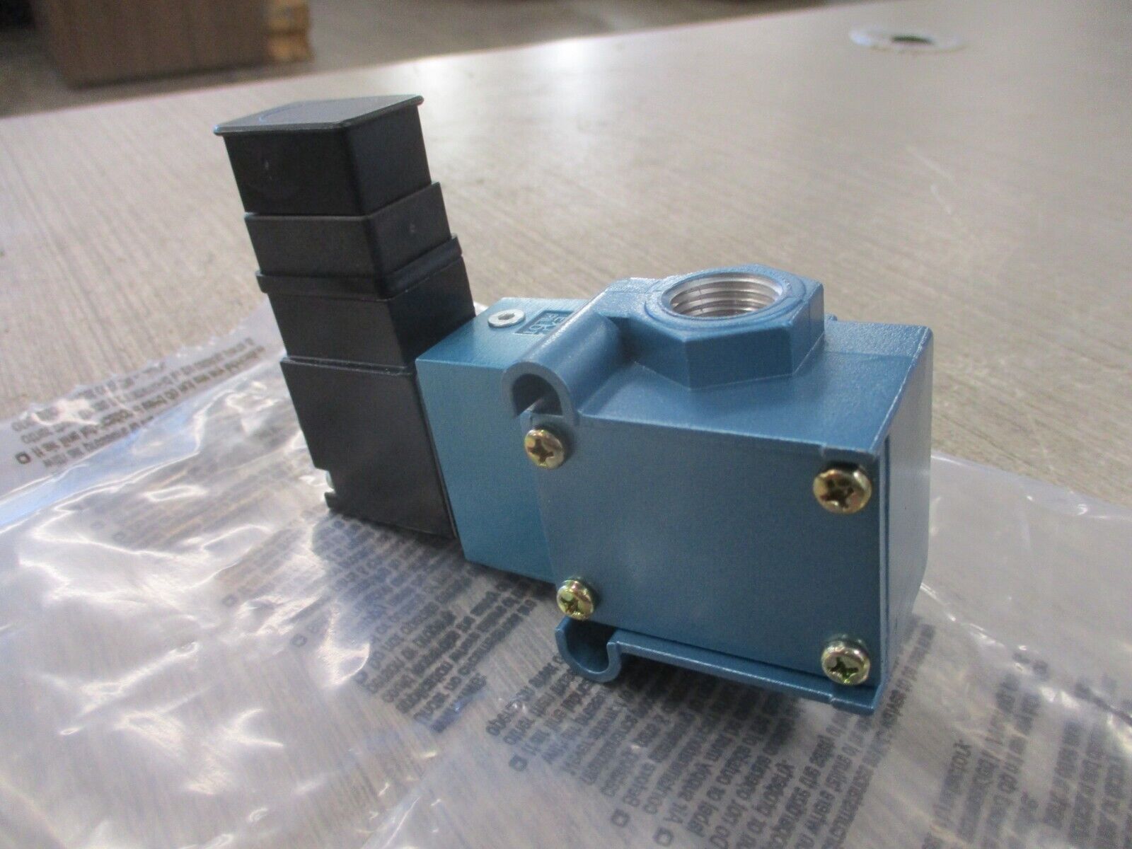 MAC Solenoid Valve 55B-12-PI-871JM New Surplus