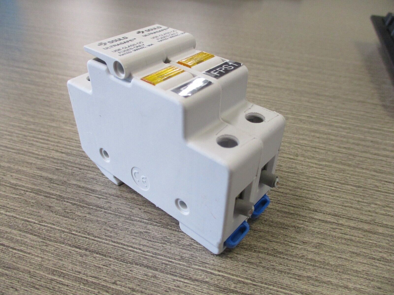 Gould Ultrasafe Fuse Holder USCC1I-AC300 *Lot of 2* Used