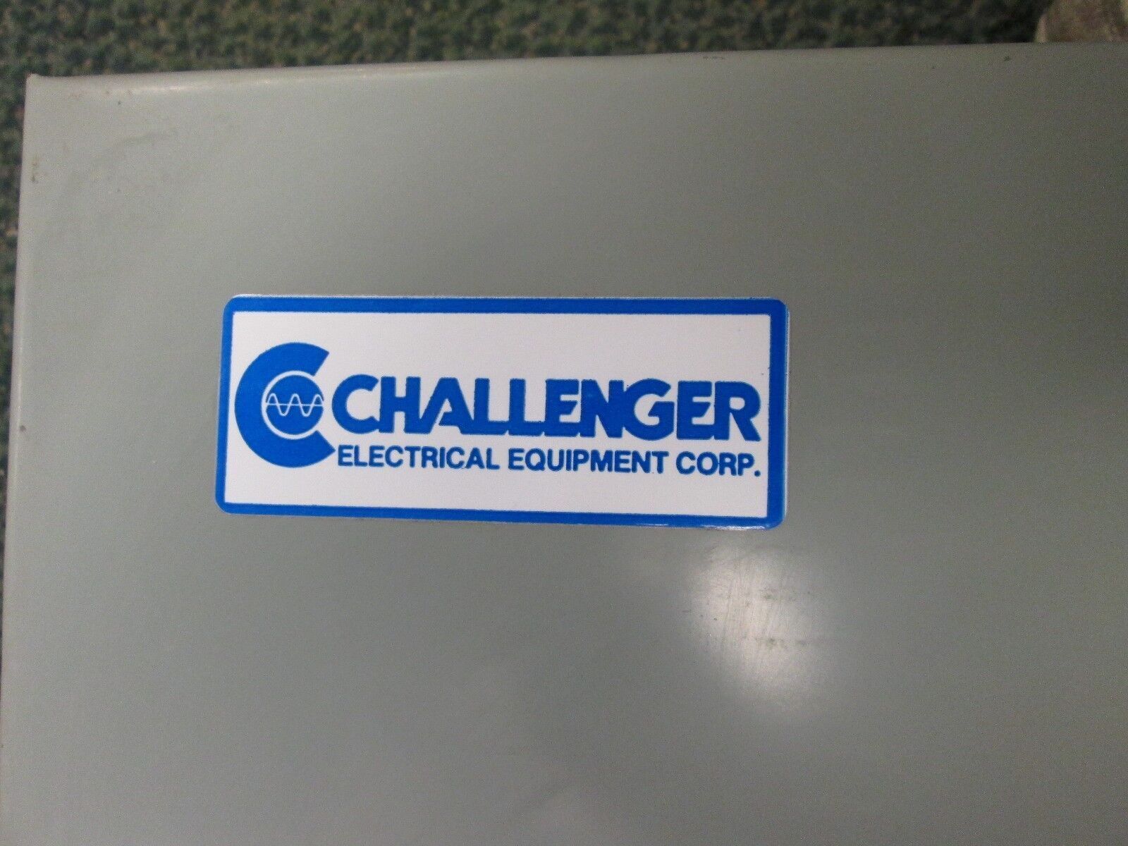 Challenger Enclosed Starter 4204CU33S01 Size 3 120V Coil nema 1 Enc. New Surplus