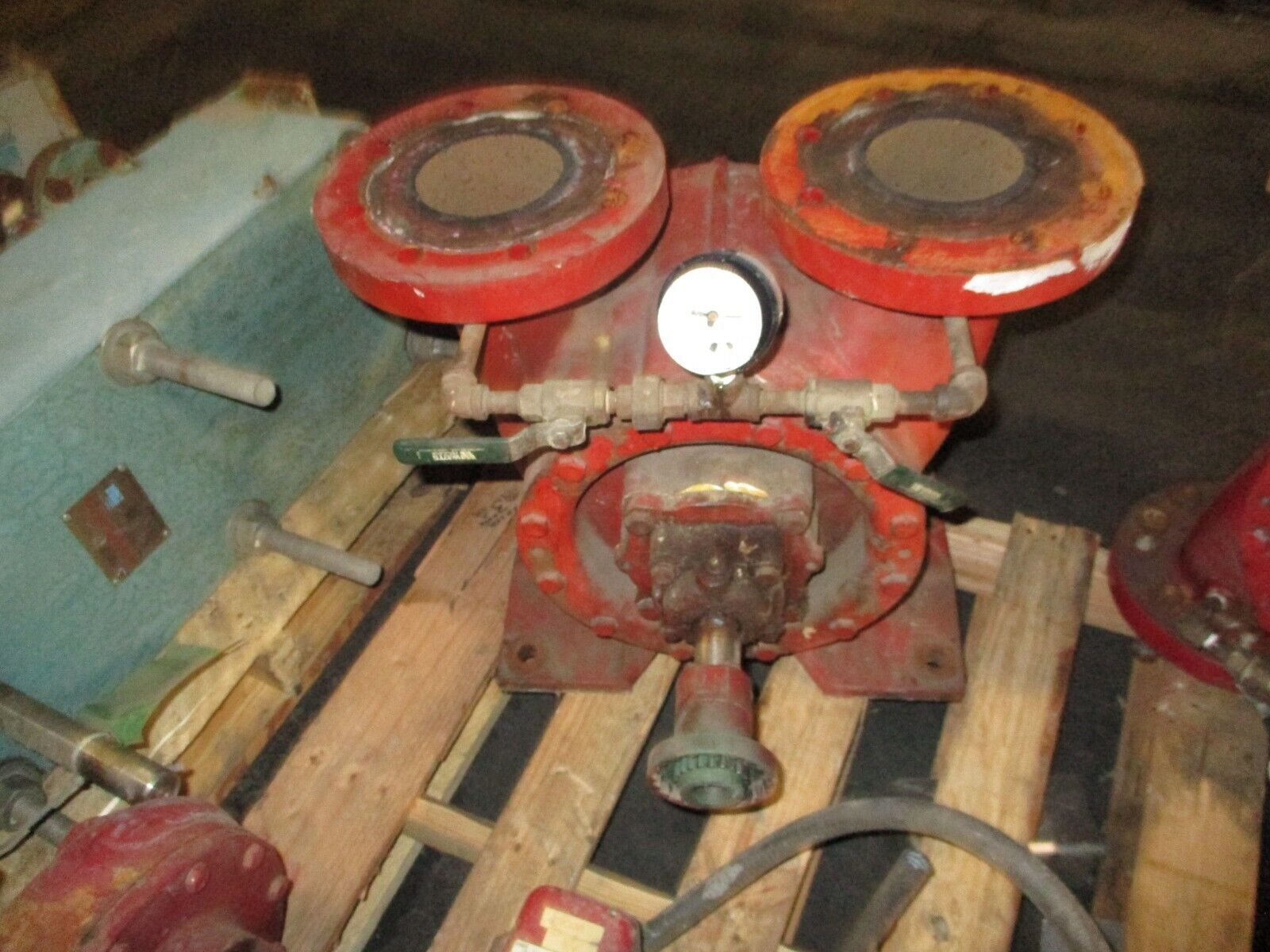 Bell & Gossett Pump P75545 Inlet: 4" Outlet: 4" Used
