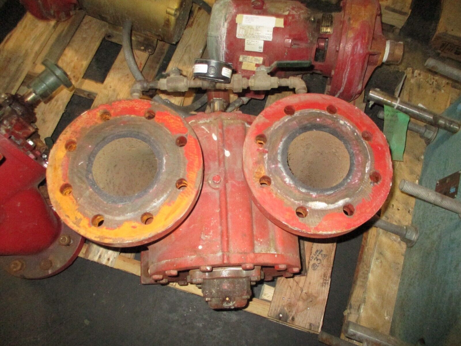 Bell & Gossett Pump P75545 Inlet: 4" Outlet: 4" Used