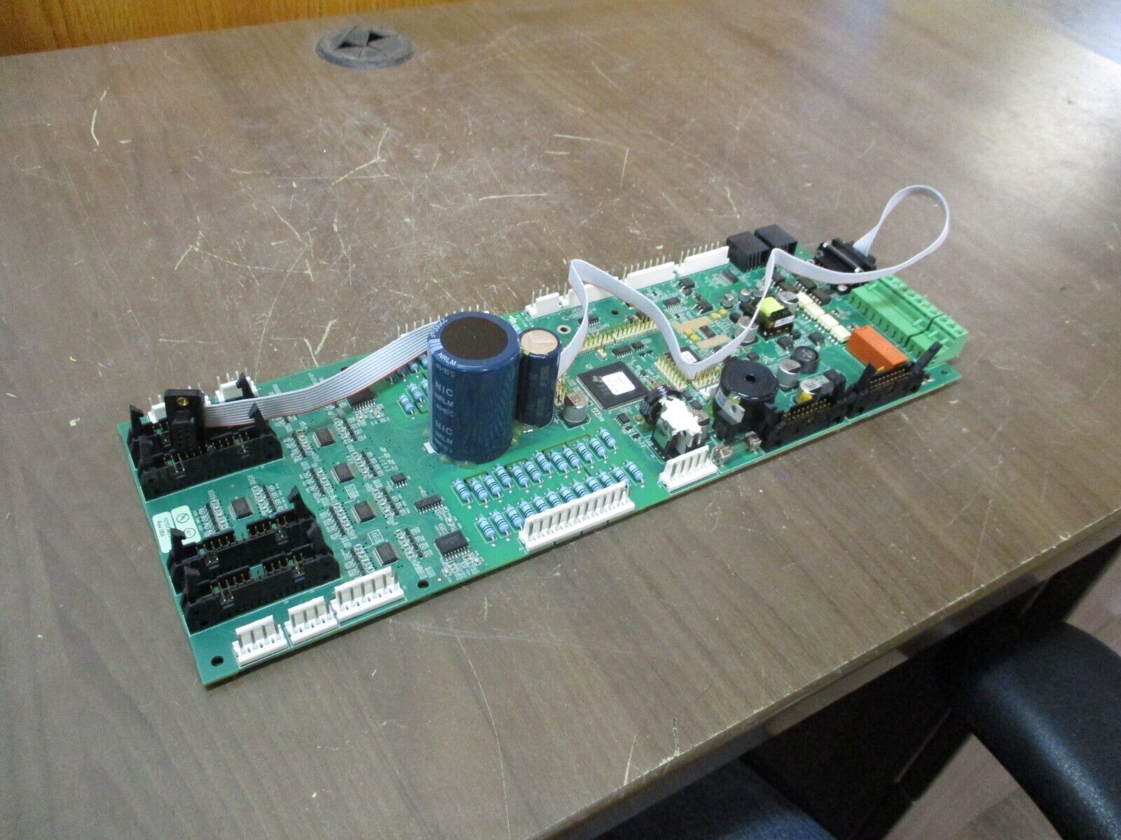 Eaton Control Board 101073823-001 Rev. 06A Used