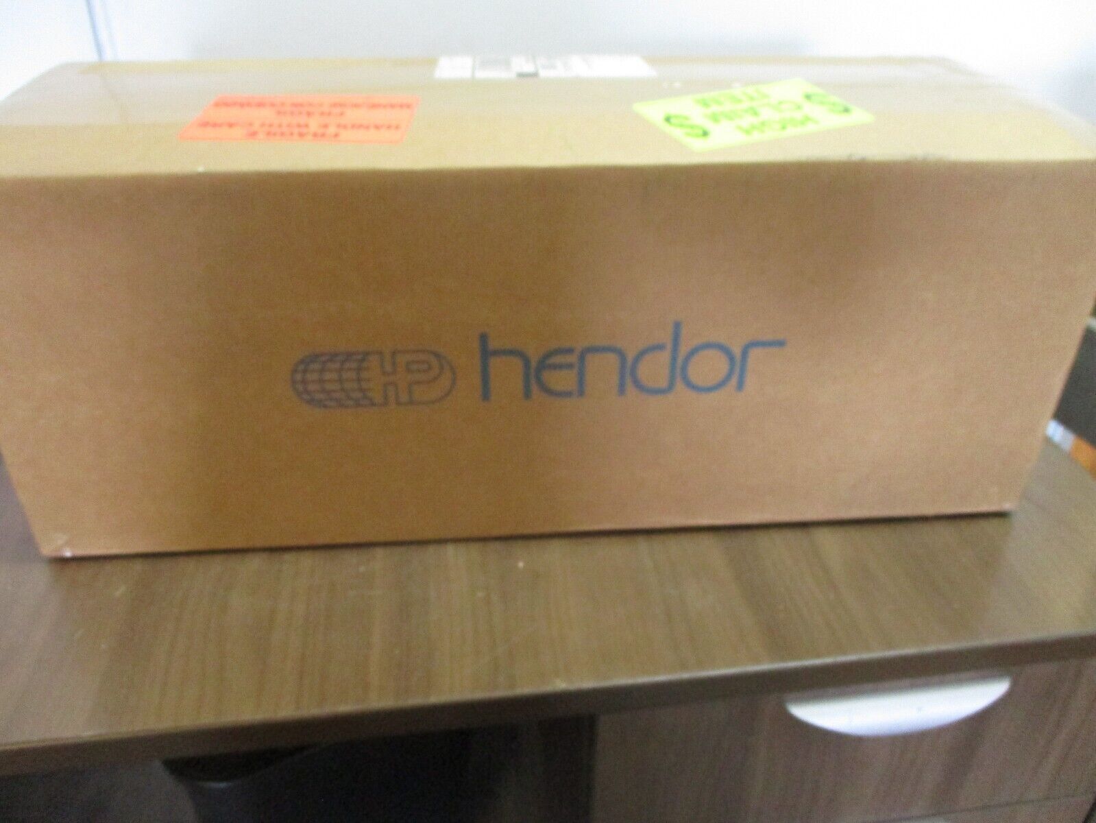 Hendor Vertical Pump D-95-PP 0.5HP 3400RPM 600-6000 L/H 6M Head Max New Surplus