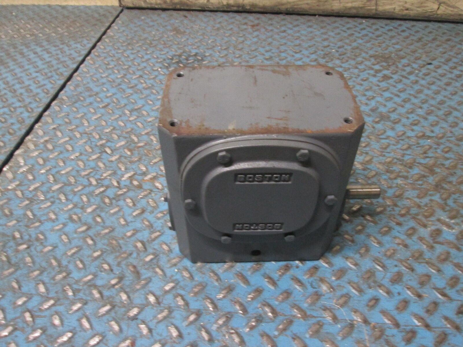 Boston Gear Reducer 732-15-G Ratio 15:1 3.59 HP IN 1688 IN-LB Torque Out Used