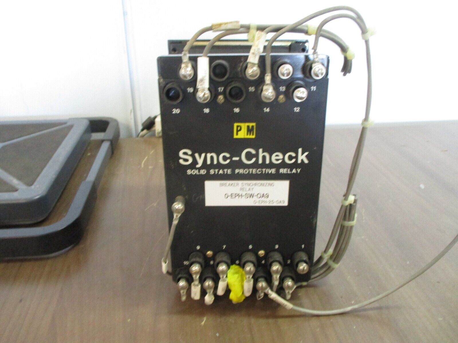 Basler Electric Sync-Check Relay BE1-25 Used
