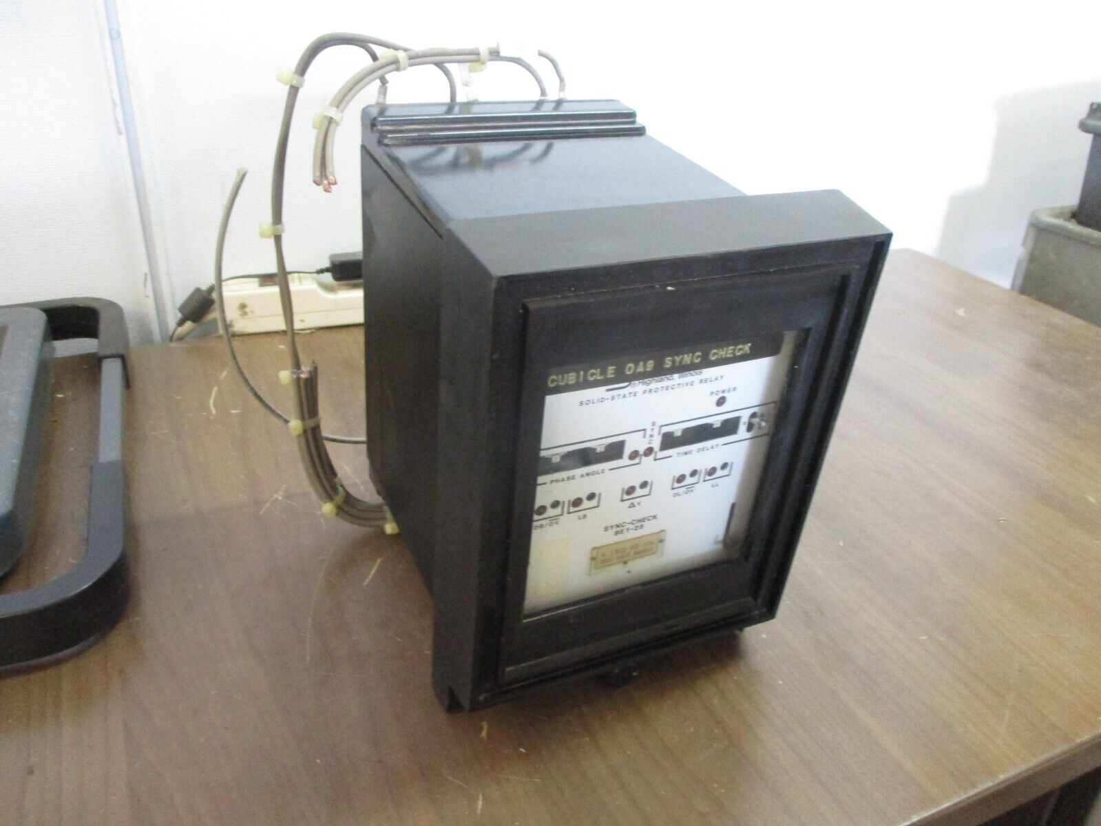 Basler Electric Sync-Check Relay BE1-25 Used