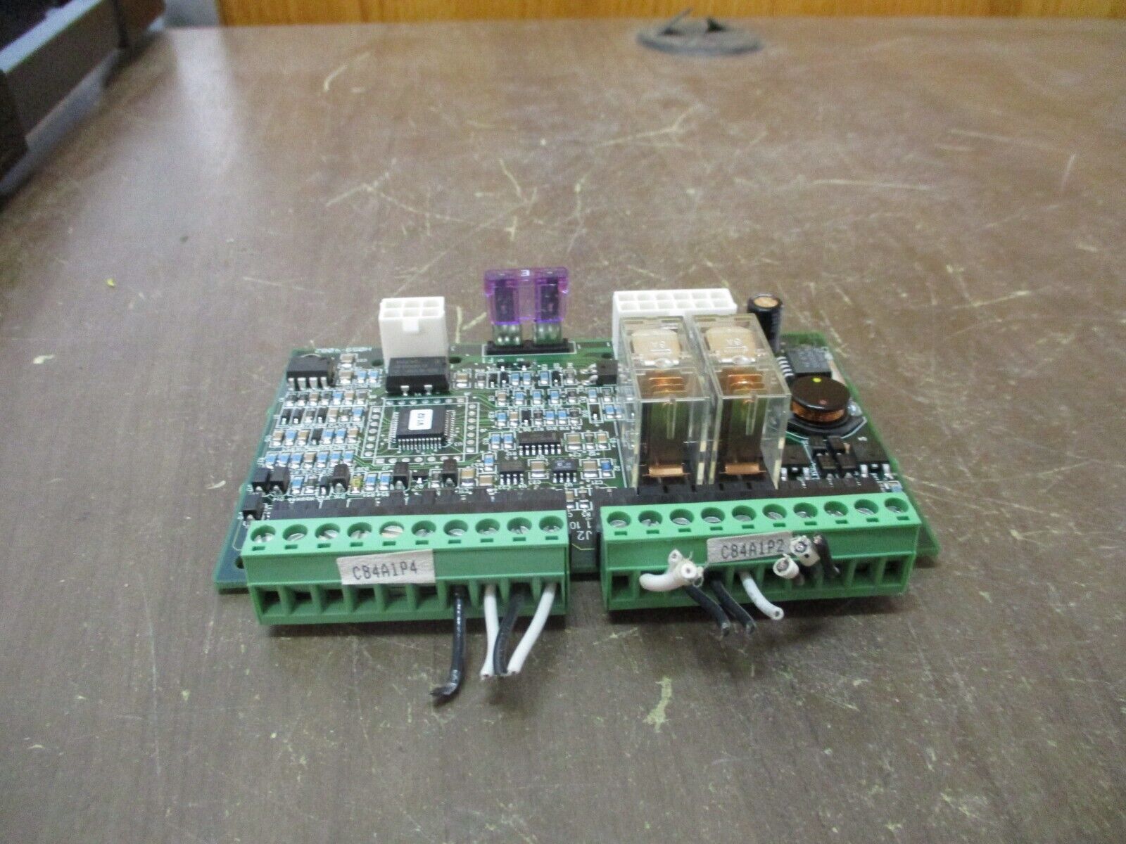 Eaton Control Board 101073473-101 Rev. B01 Used