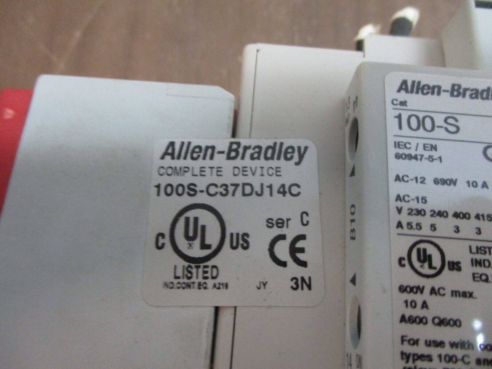 Allen-Bradley Guard Master Safety Contactor 100S-C37DJ14C 24VDC Coil Used