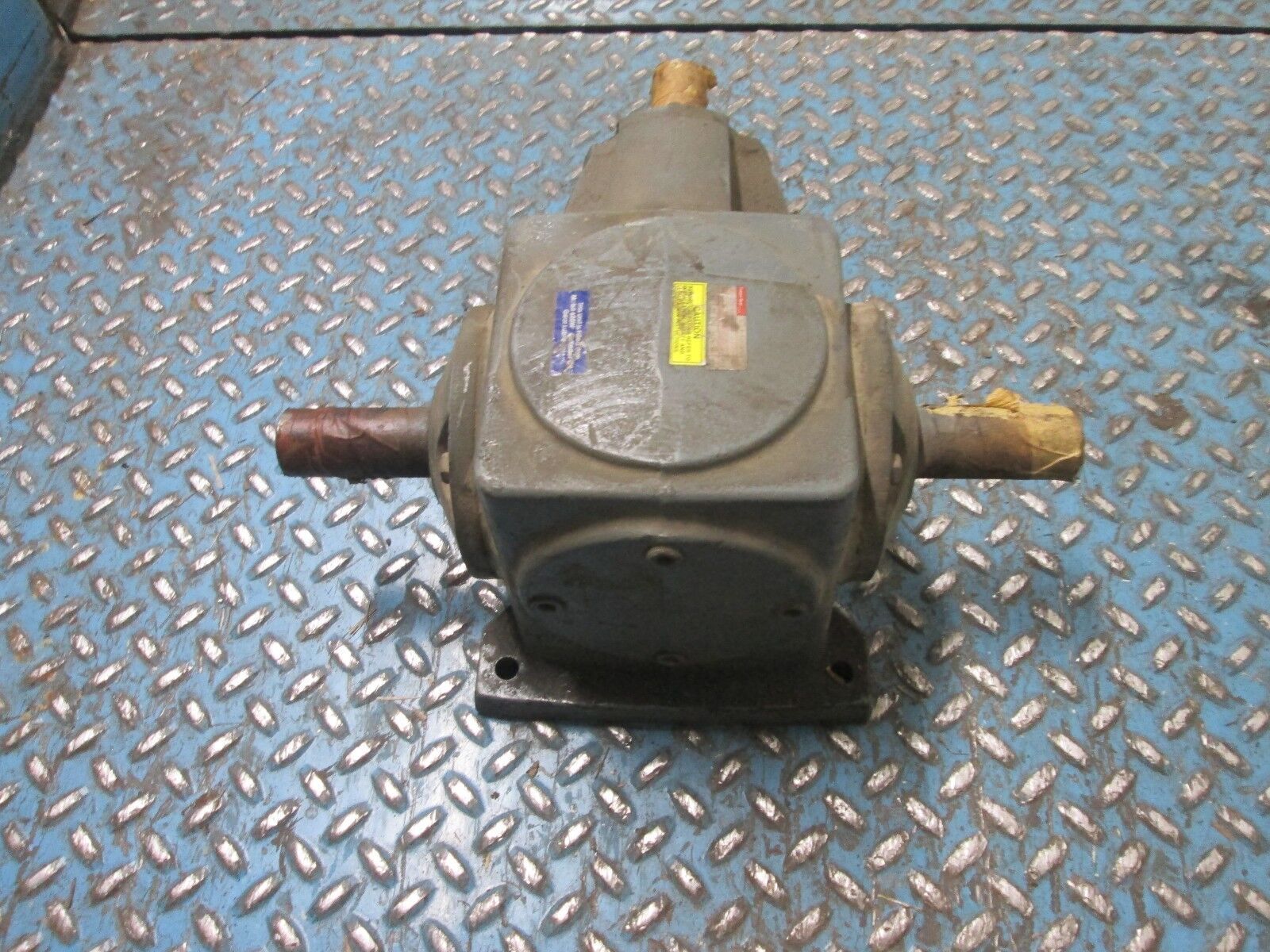 Boston Gear Reducer R258-BM1 23.678 HP IN 1620 IN-LB Torque Out Used