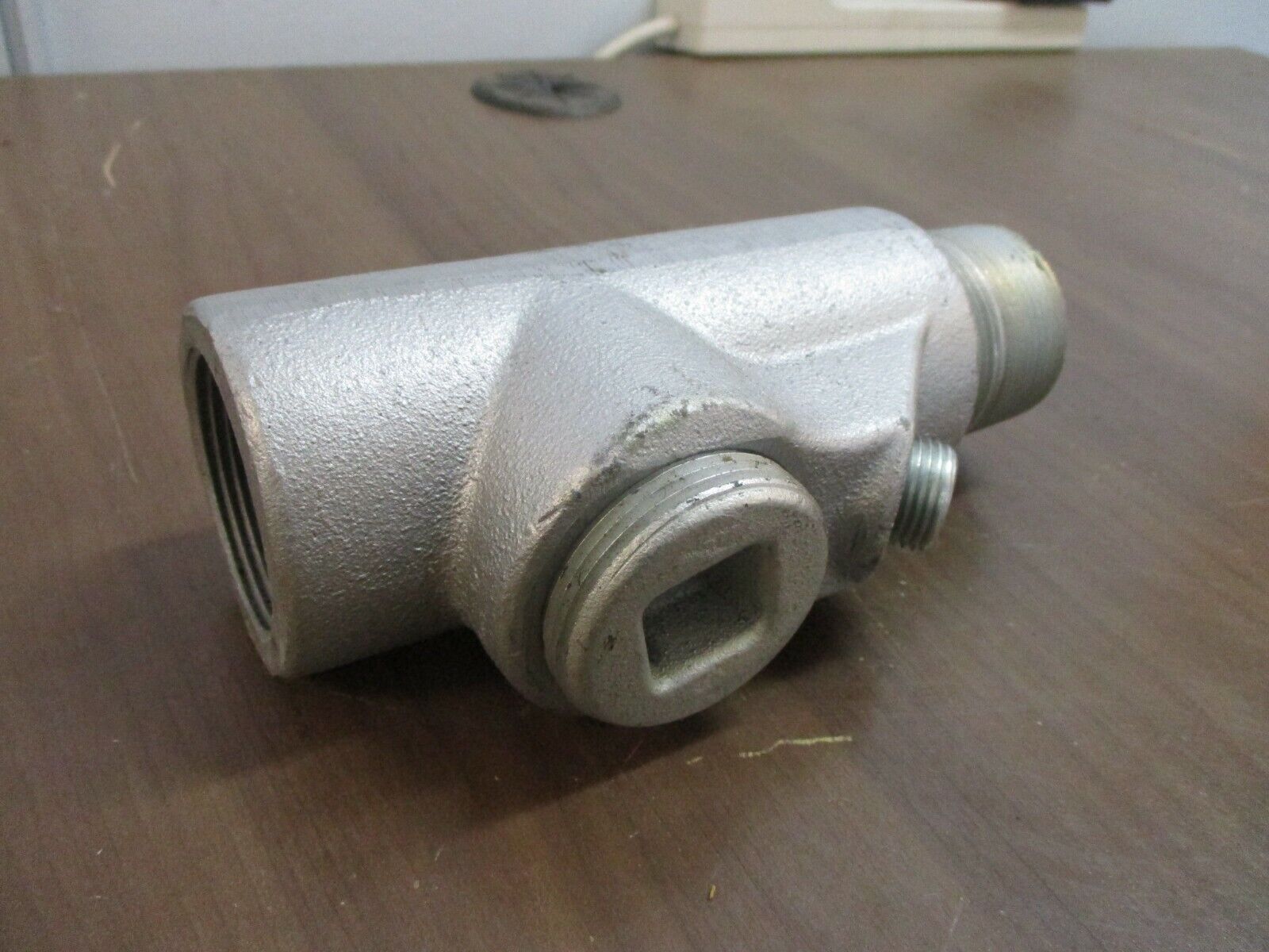 Cooper Crouse-Hinds Condulet Sealing Fitting EYS516 Size: 1 1/2" Explosion Proof