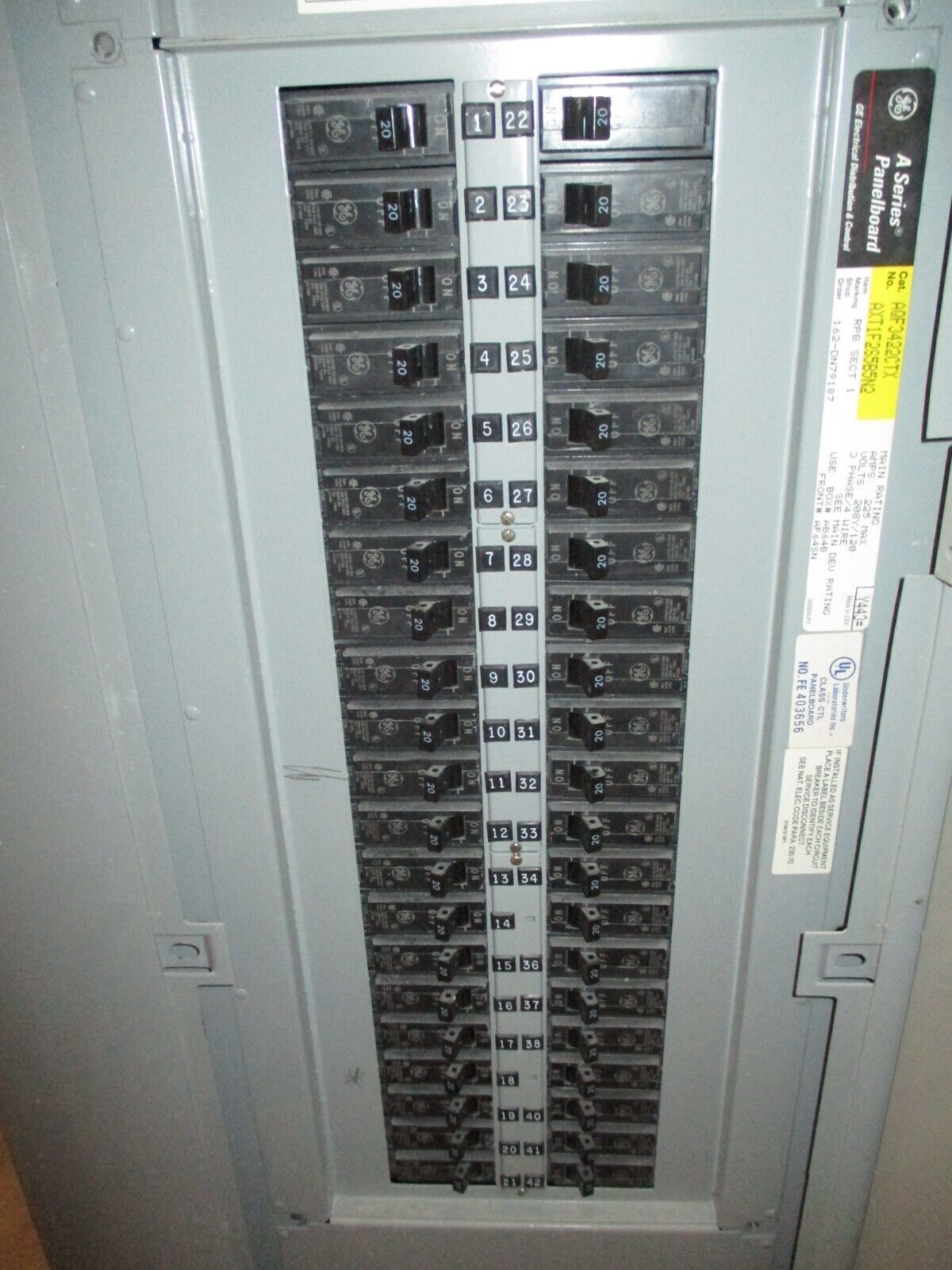 GE Main Breaker Circuit Breaker Panel AQF3422CTX 225A Max, 150A Main 208/120V 3W