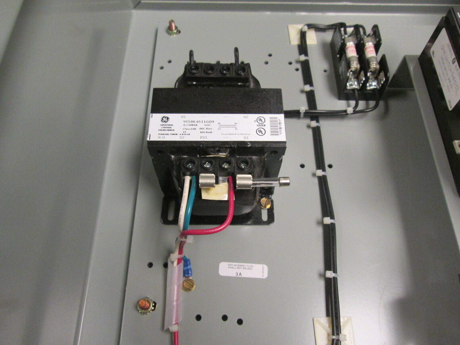 GE Fusible Size 3 Combination CR408E198RCLDALJA 90A 600V 115-120V Coil New Surpl